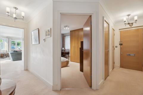 2 bedroom flat for sale, Station Road, Princes Risborough HP27