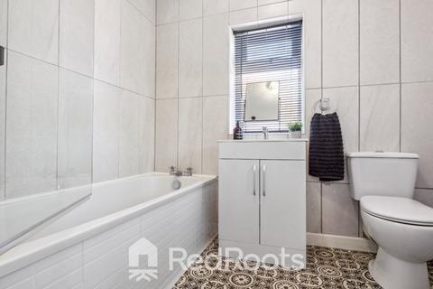 10 Thorntree Avenue, Crofton, Wakefield, WF4 1NR