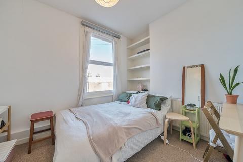 2 bedroom apartment for sale, Chadwick Road, Peckham, London