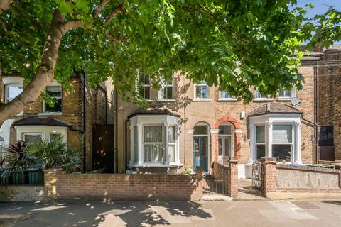 1 bedroom flat for sale, Delafield Road, Charlton, SE7