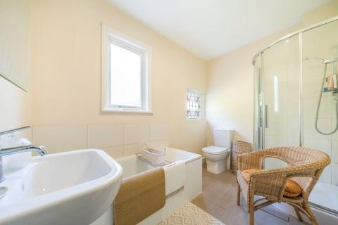 1 bedroom flat for sale, Delafield Road, Charlton, SE7