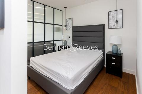 1 bedroom apartment to rent, Emery Wharf, Wapping E1W