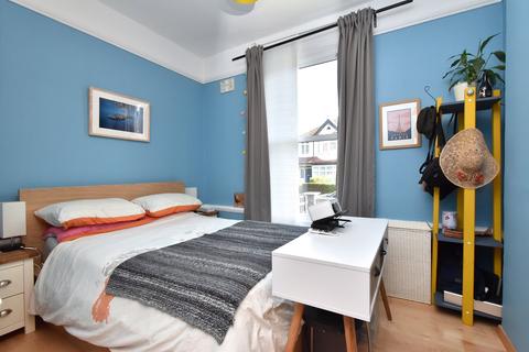 1 bedroom flat for sale, Selby Road London SE20