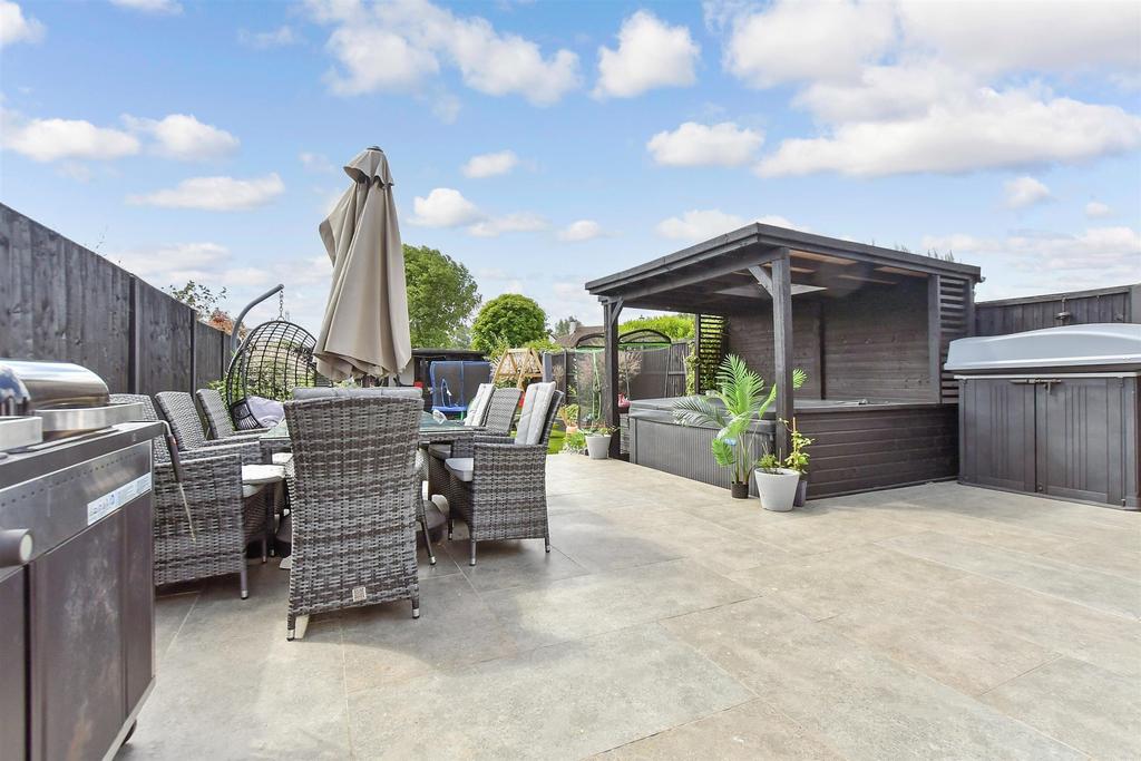 Patio / Decking