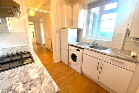 2 bedroom apartment to rent, Glenbuck Road, Surbiton, London KT6