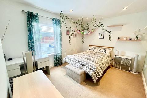 1 Doris Avenue, Bolton, BL2 6DB
