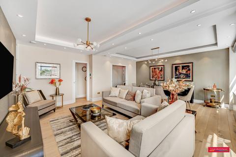 3 bedroom flat for sale, George Street, London, W1H