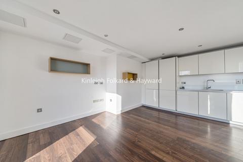 3 bedroom flat to rent, Old Kent Road, London, SE1