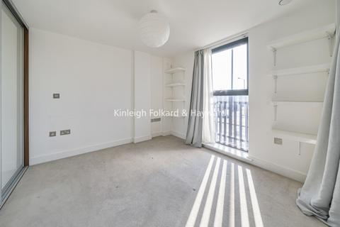 3 bedroom flat to rent, Old Kent Road, London, SE1