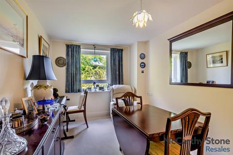 2 bedroom apartment for sale, Wherry Court, Yarmouth Road, Thorpe St. Andrew, Norwich