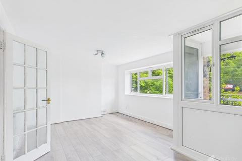 2 bedroom apartment to rent, Ladyshot, Harlow CM20