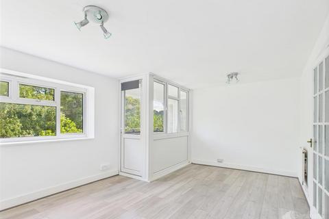 2 bedroom apartment to rent, Ladyshot, Harlow CM20
