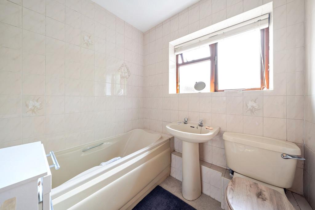 12-681c67a393493-...