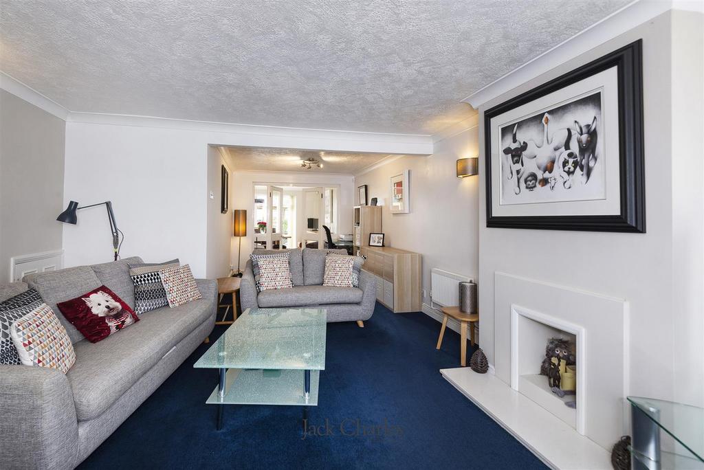 14 Fleming Way, TN10 4 RU 004.jpg