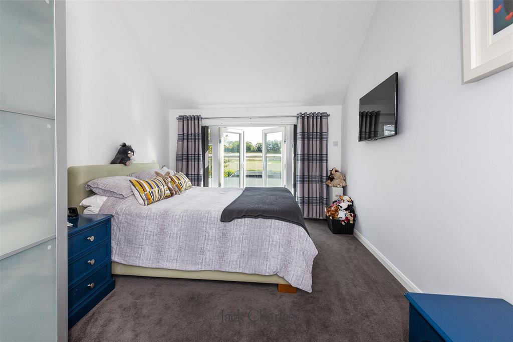 14 Fleming Way, TN10 4 RU 015.jpg