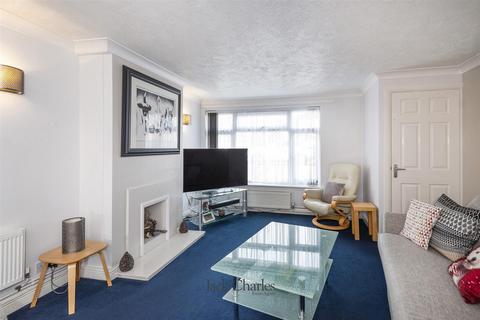14 Fleming Way, Tonbridge, TN10 4RU