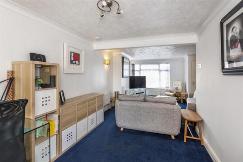 14 Fleming Way, Tonbridge, TN10 4RU