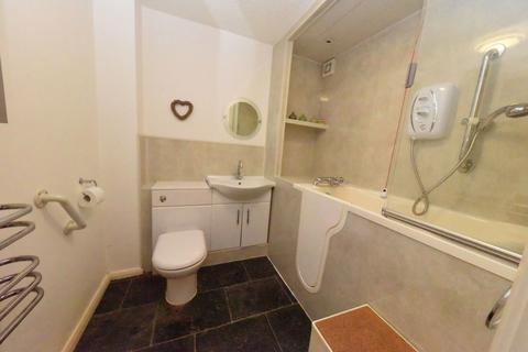 2 bedroom apartment for sale, Monyhull Hall Road, Birmingham B30