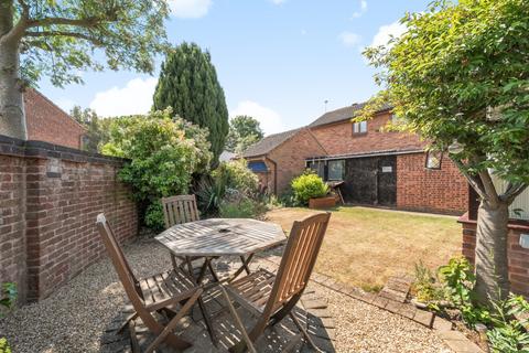 31 Belton Grove, Grantham, NG31 9HH