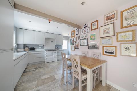31 Belton Grove, Grantham, NG31 9HH