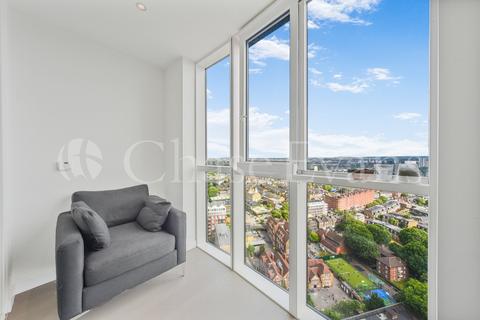 1 bedroom flat to rent, Sky Gardens, 155 Wandsworth Road, Vauxhall, London, SW8
