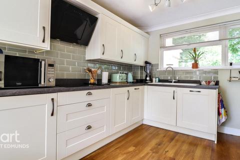 3 bedroom end of terrace house for sale, Nowton Road, Bury St Edmunds