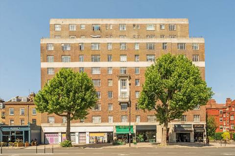 Hamlet Gardens, London W6