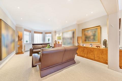 undefined, Hampstead Garden Suburb N2