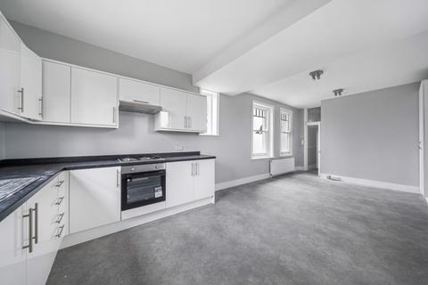 3 bedroom flat for sale, South Mansions, Gondar Gardens, West Hampstead, London NW6