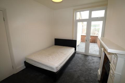 1 bedroom in a house share to rent, Abington Avenue, Northampton NN1