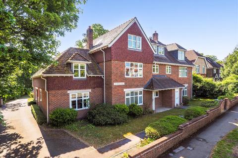 undefined, The Avenue, Andover