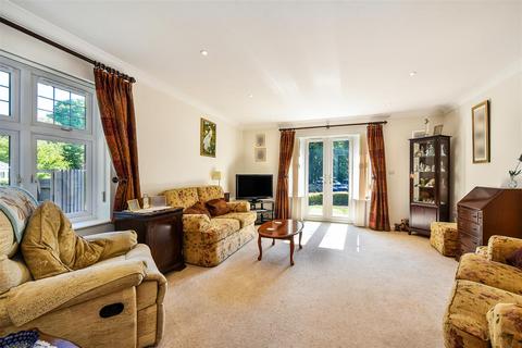 undefined, The Avenue, Andover