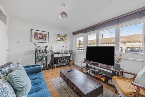 2 bedroom flat for sale, Garnies Close,  Peckham, SE15