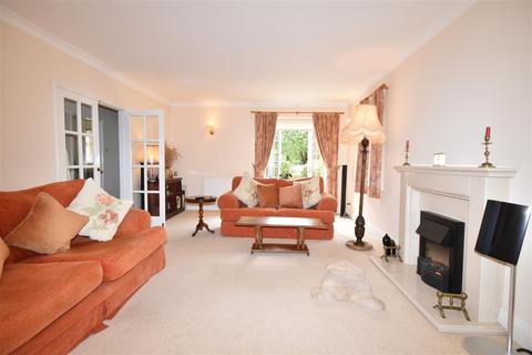 4 bedroom detached house for sale, Pinfold Lane, Elston, Newark