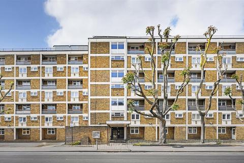 2 bedroom flat for sale, Donegal House, Cambridge Heath Road