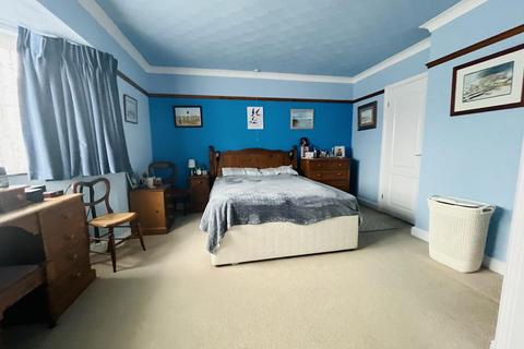 5 bedroom detached bungalow for sale, Westgate Manor, Patrington