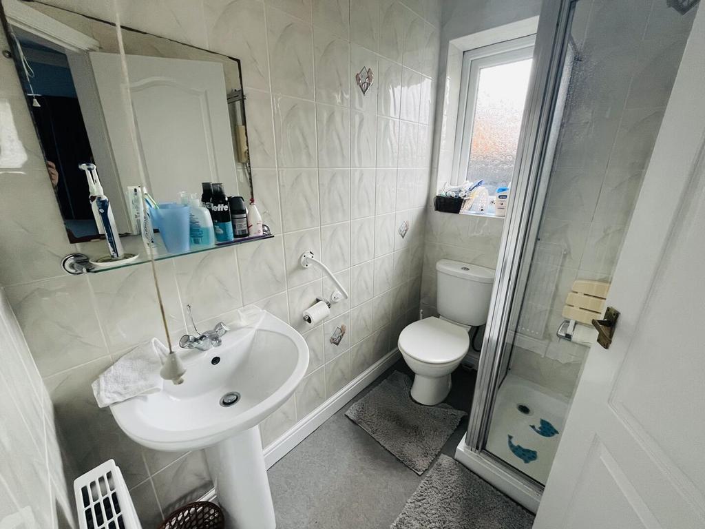 Master Bedroom Ensuite