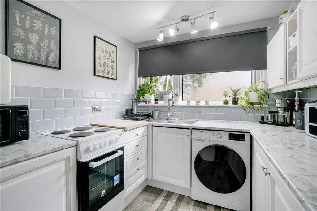 Kitchen (1)