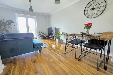 15 Bishops Close, Saltash, PL12 6HP