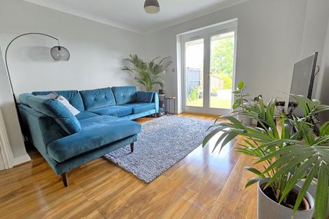 15 Bishops Close, Saltash, PL12 6HP