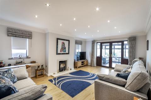 3 bedroom detached house for sale, Moat Lane, Wickersley, Rotherham