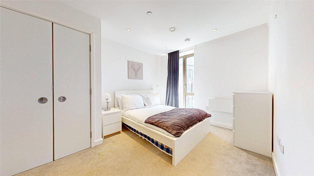 Local Crescent, Manchester M5 - View 6