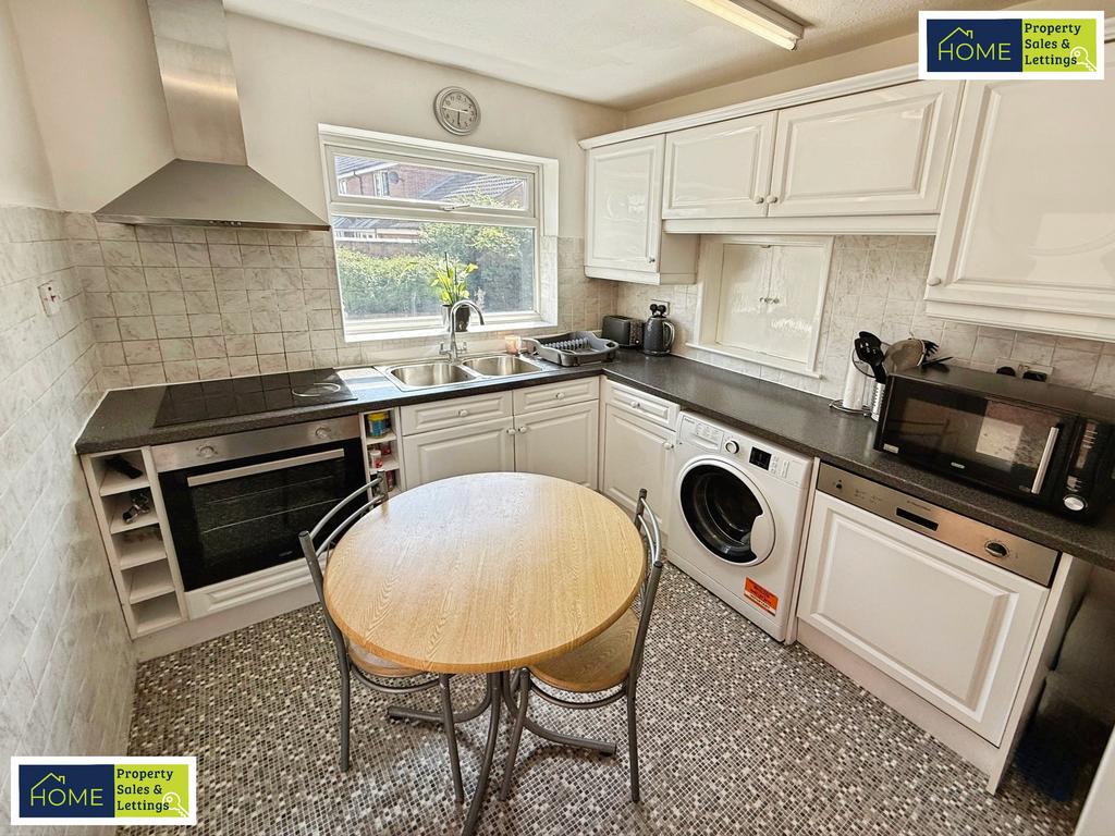 Eton Close, Knighton, Leicester, LE2 3 TZ