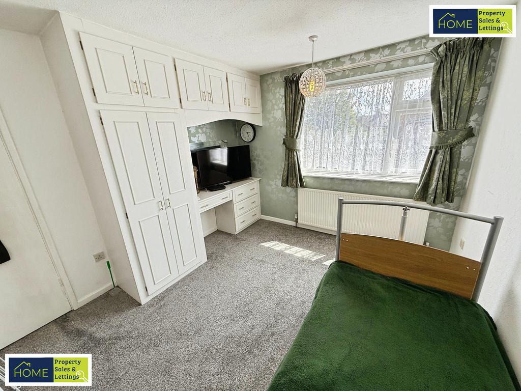 Eton Close, Knighton, Leicester, LE2 3 TZ