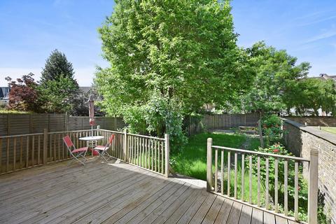1 bedroom ground floor flat for sale, Argyle Road, Ealing