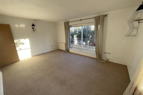 2 bedroom flat for sale, Christchurch Court, 77 Christchurch Road, Cheltenham