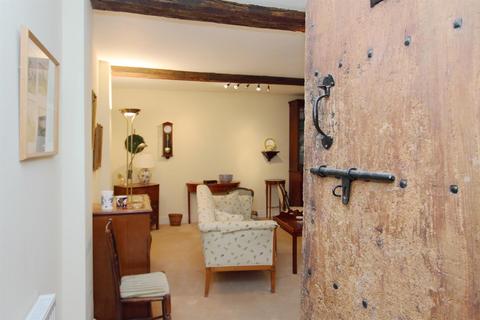 undefined, The Close, Salisbury