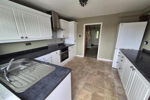 3 bedroom semi-detached house for sale, Speke Close, Merriott TA16