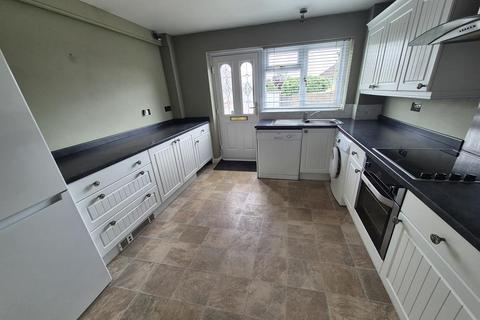 3 bedroom semi-detached house for sale, Speke Close, Merriott TA16