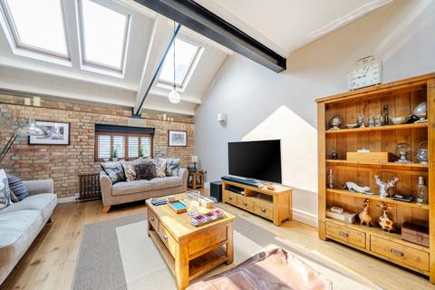 undefined, Pump House Close, London, SE16